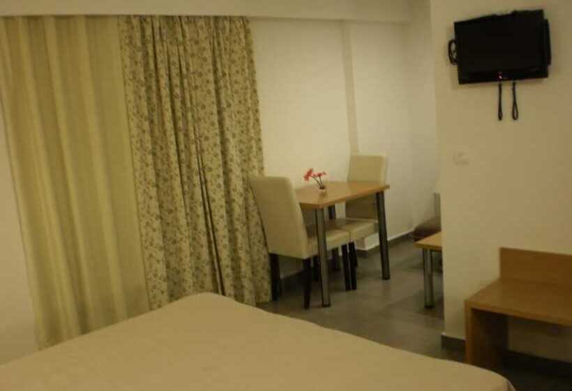 스탠다드 스튜디오, Mimosa Suites