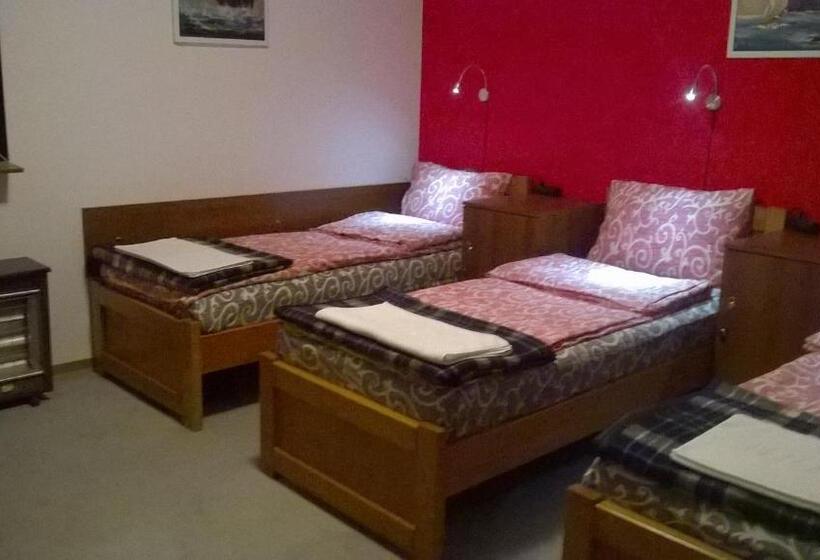 تختخواب در اتاق مشترک, Villa Ohrid Anastasia