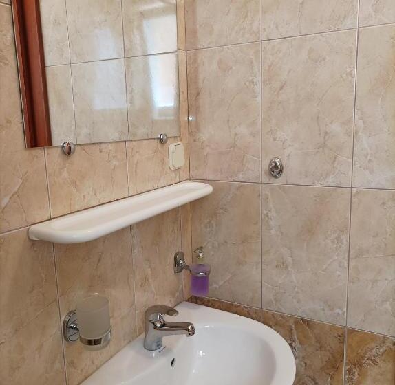 استودیو استاندارد با تخت کینگ, Villa Ohrid Anastasia