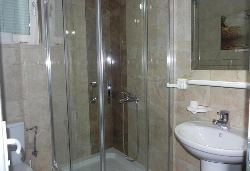 اتاق استاندارد چهار تخته, Villa Ohrid Anastasia