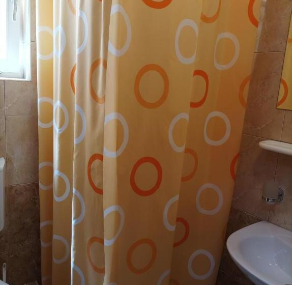 استودیو استاندارد با تخت کینگ, Villa Ohrid Anastasia