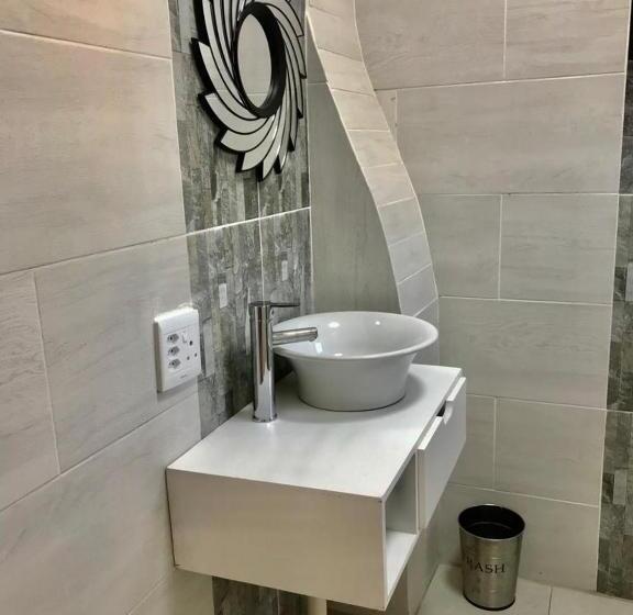 Люкс Повышенной Комфортности, Capitalt Luxury Guest House
