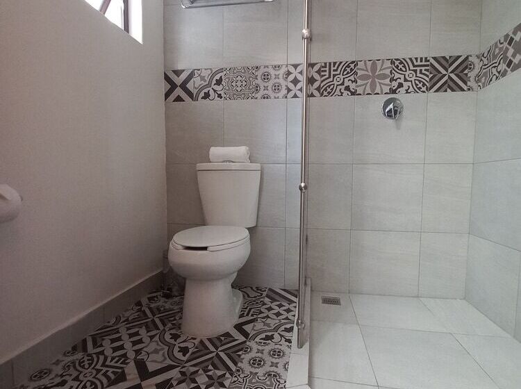 اتاق لوکس, Junvay