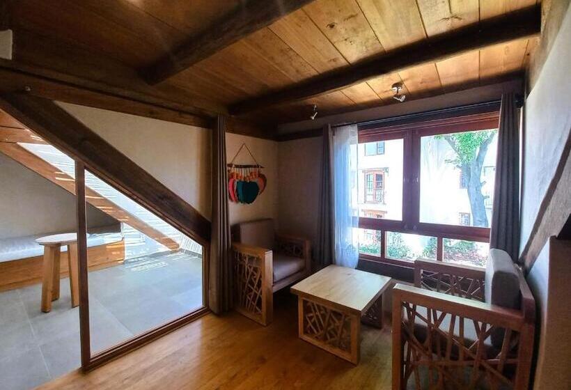 Suite with Terrace, Junvay
