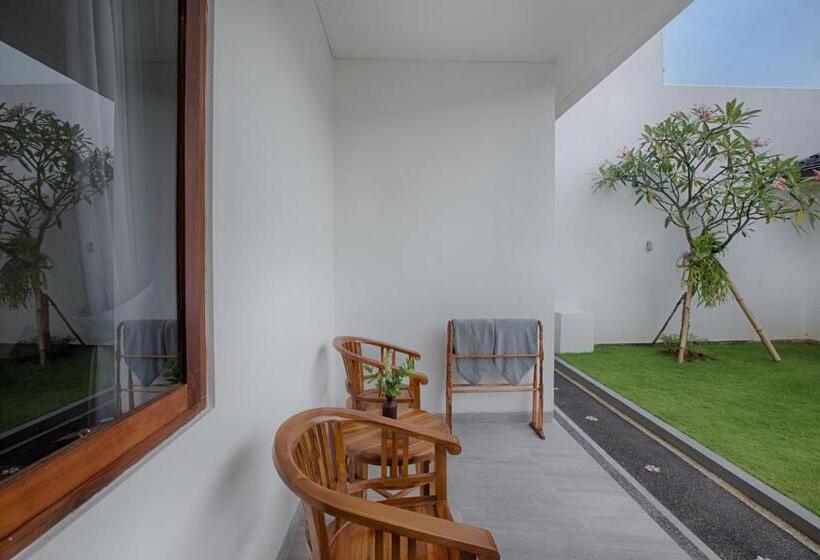 Номер Deluxe, Maisaba Canggu Hotel & Coworking Space