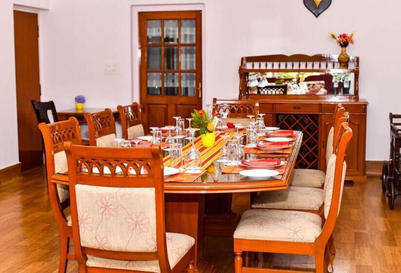 Вилла 3 Спальни, Niraamaya Blue Mountain  Chikmagalur