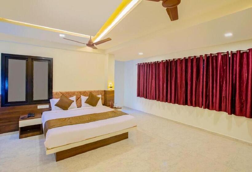 带大床的高级房间, Ivy Residency