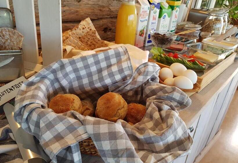 اتاق استاندارد چهار تخته, Nygården B&b Hälsingegård