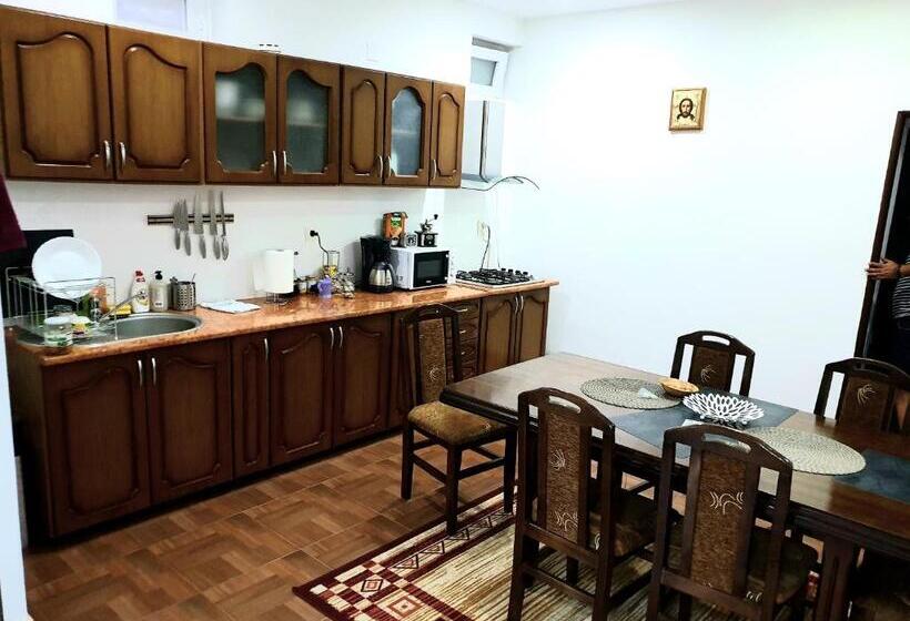 ویلای 1 خوابه, Casa Mio