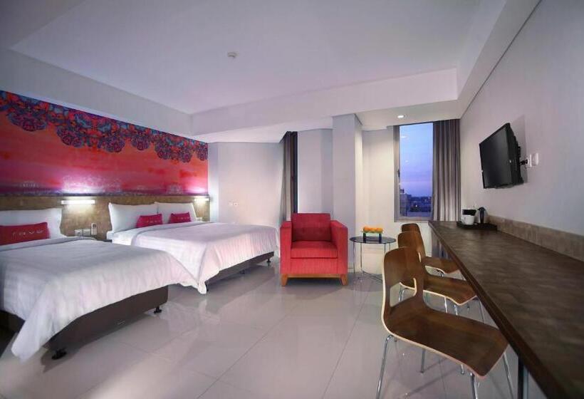 Семейный Номер, Favehotel   Pantai Losari Makassar