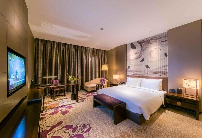 Номер Deluxe, Citic Pacific Zhujiajiao Jin Jiang