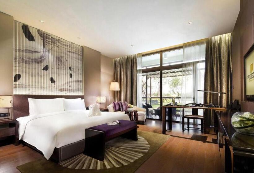 Номер Стандарт, Citic Pacific Zhujiajiao Jin Jiang