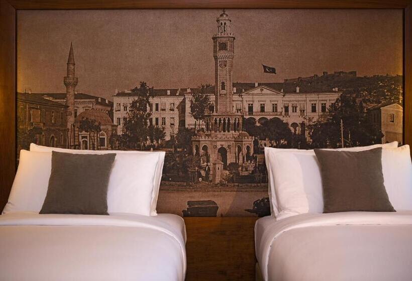 اتاق لوکس, Renaissance Izmir