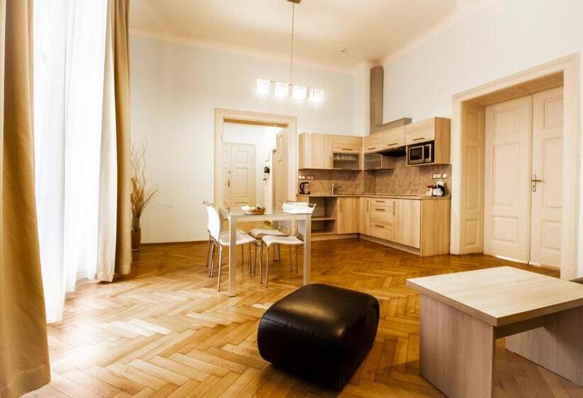 带2个卧室的公寓, Residence U černé Věže české Budějovice