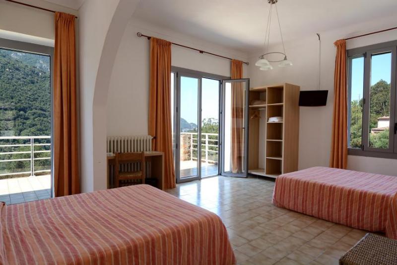 חדר סטנדרט עם טרסה, Hôtel Colombo  Porto Corse