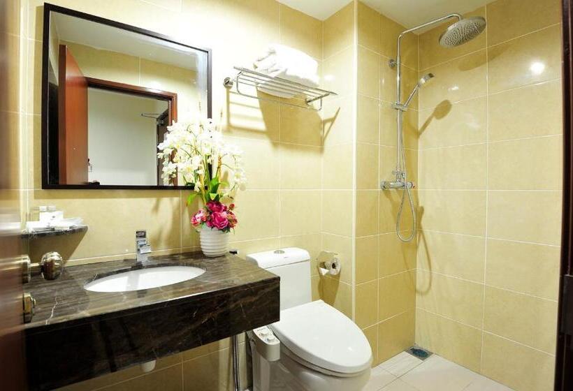 スーペリアトリプルルーム, Hallmark Regency Hotel   Johor Bahru