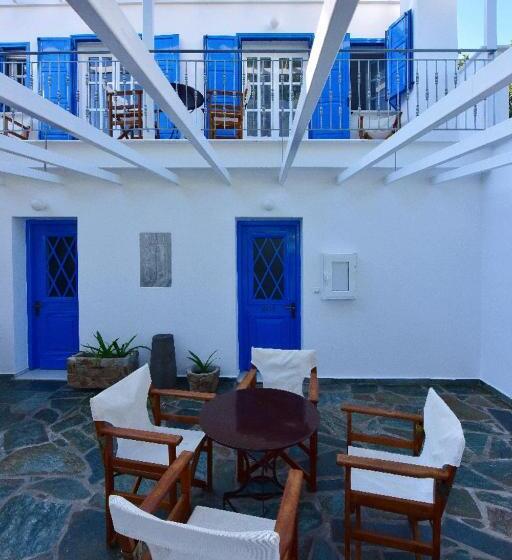 سوییت, Limnionas Bay Village