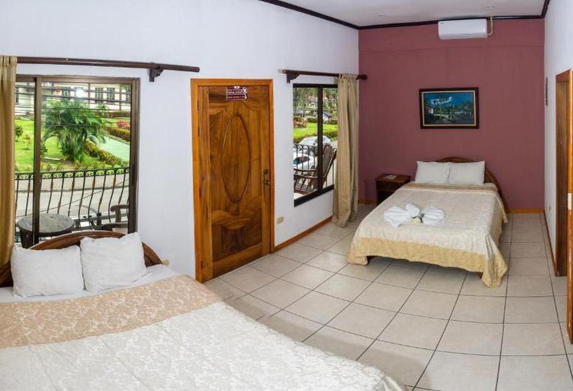 اتاق استاندارد با بالکن, Poshtel Arenal