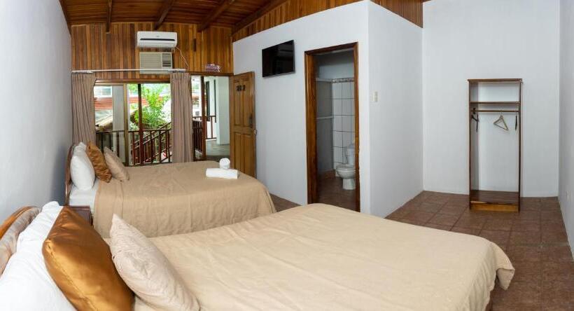 اتاق لوکس, Poshtel Arenal