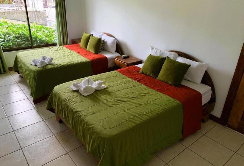 اتاق استاندارد با بالکن, Poshtel Arenal