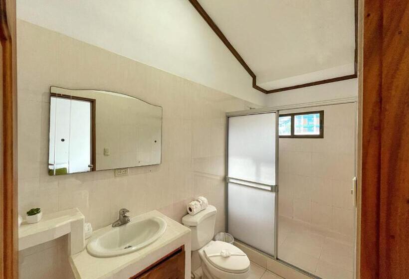 اتاق استاندارد با بالکن, Poshtel Arenal