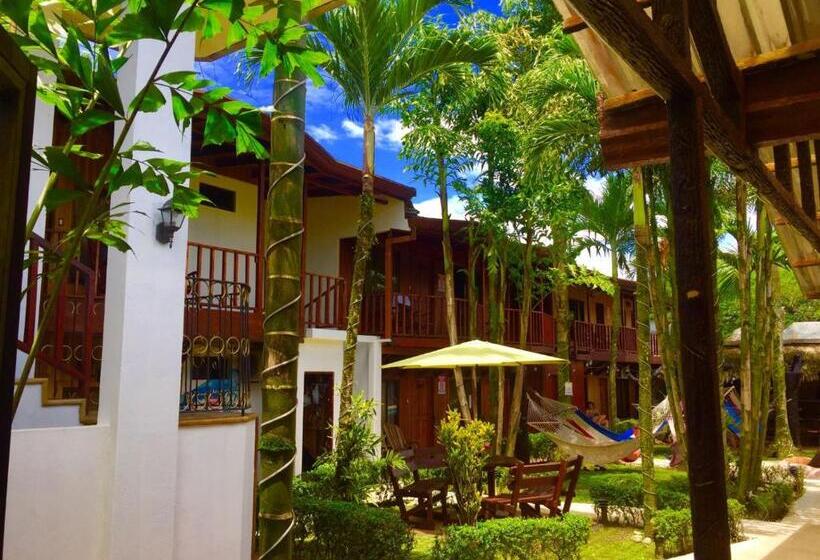 اتاق استاندارد با بالکن, Poshtel Arenal