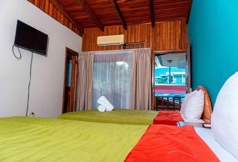 اتاق لوکس, Poshtel Arenal