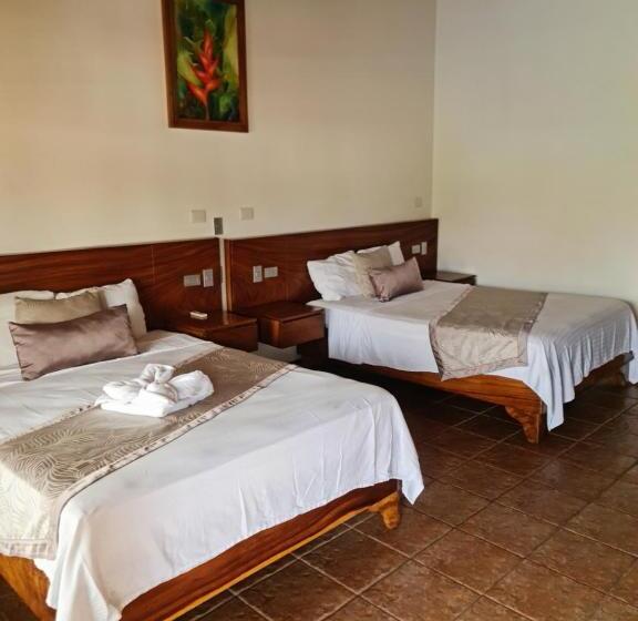 اتاق لوکس, Poshtel Arenal