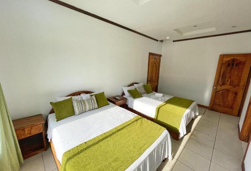 اتاق استاندارد با بالکن, Poshtel Arenal