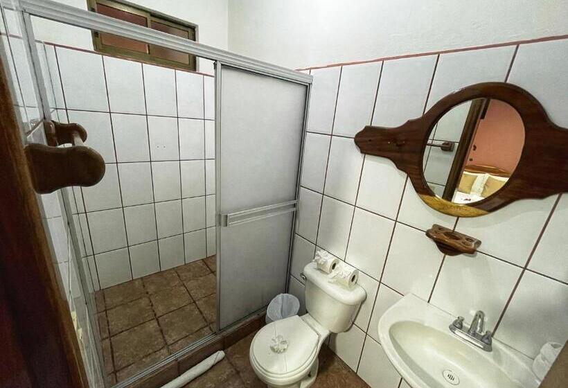 اتاق لوکس, Poshtel Arenal