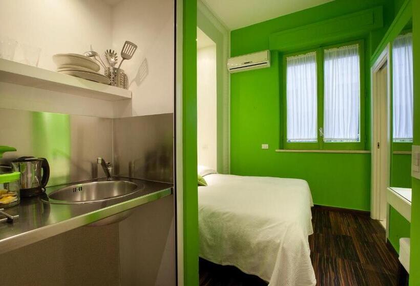 Номер Economy Индивидуальный, Sorrento Apartments One
