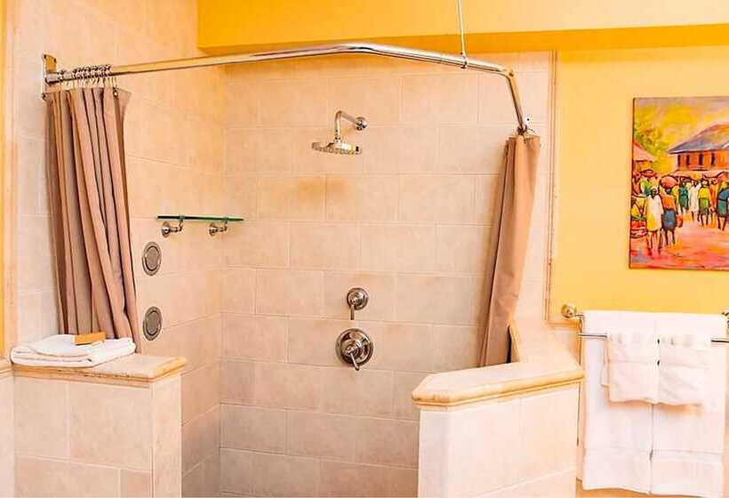 سوئیت پریمیوم با چشم‌انداز دریا, The Villas At Sunset Lane