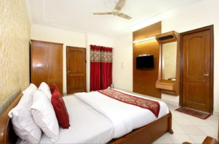 豪华房间, Paradise Chandigarh