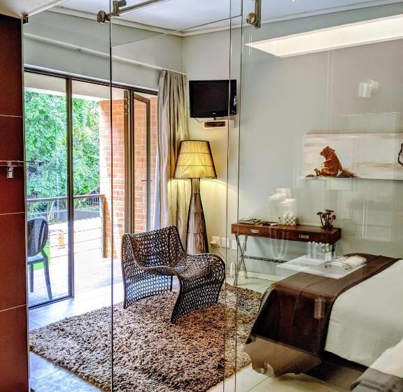 디럭스 룸 킹사이즈 침대, Alpine Attitude Boutique Hotel & Conference Venue
