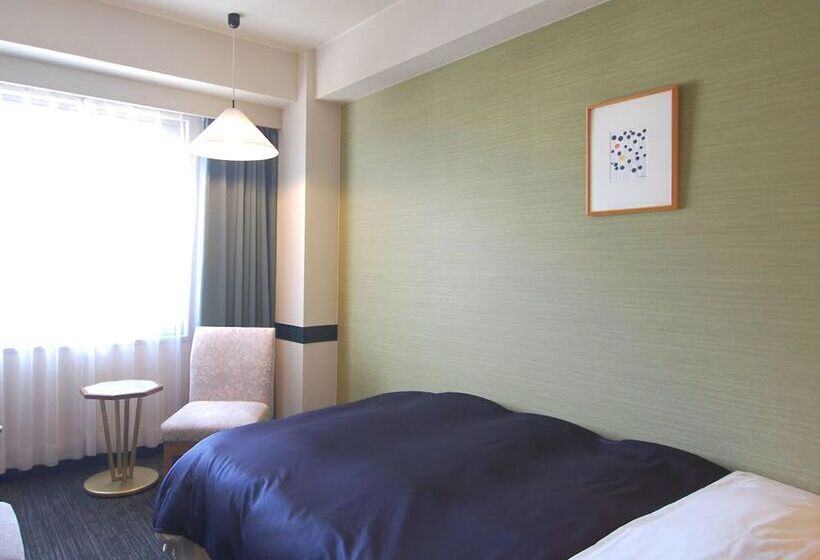 اتاق استاندارد یک نفره, Excel Okayama