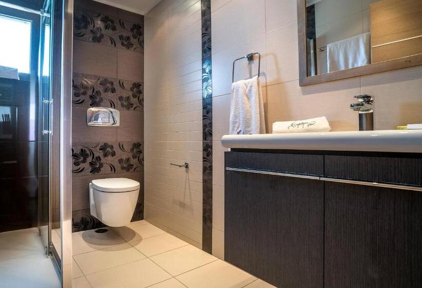 Люкс Superior Вид на Море, Kymothoe Elite Suites
