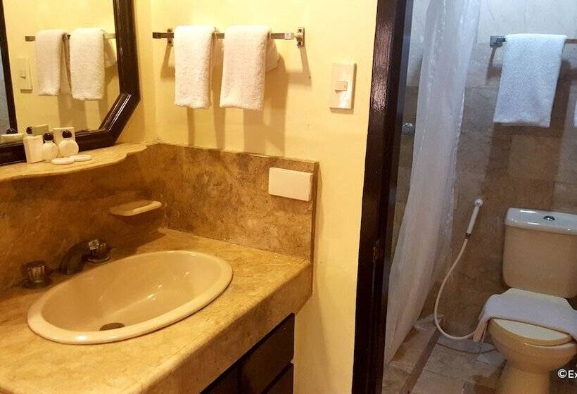 Люкс 2 Спальни, Lourdes Suites
