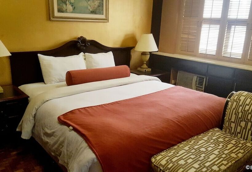 Люкс 2 Спальни, Lourdes Suites