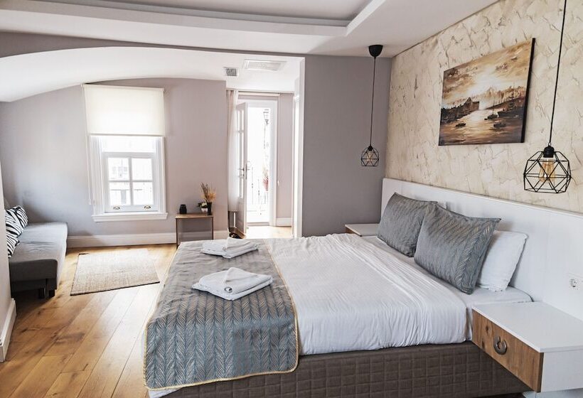 スーペリアトリプルルーム, Galata Door Otel