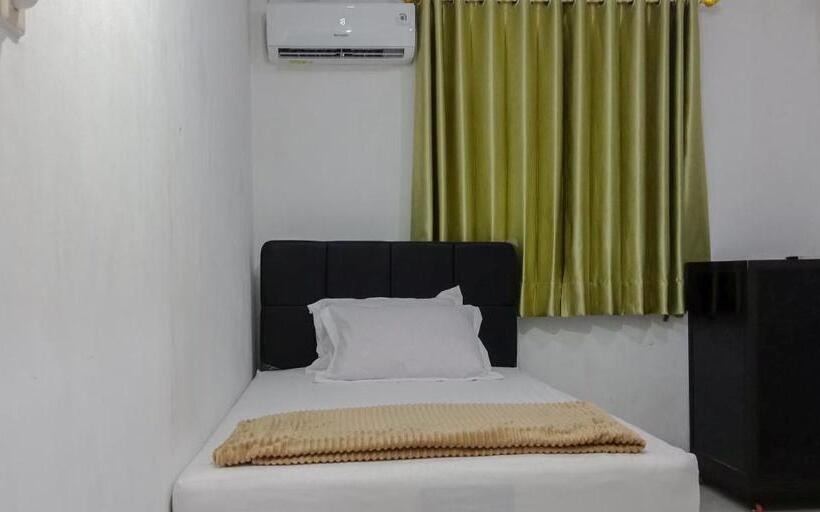 Номер Economy, Citra Green House Syariah Near Universitas Tulungagung