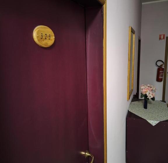 Трехместный Номер Классика, Etrusco