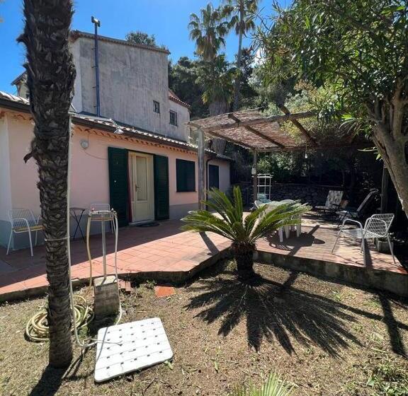 آپارتمان 1 خوابه با چشم‌انداز دریا, Residenza Crivo