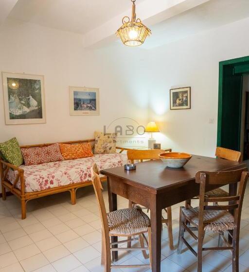 آپارتمان 1 خوابه با چشم‌انداز, Residenza Crivo