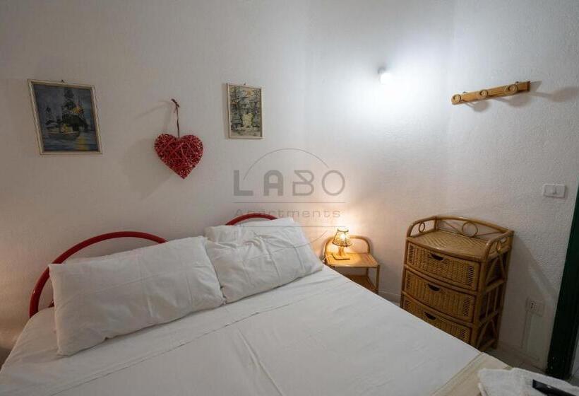 آپارتمان 1 خوابه با چشم‌انداز دریا, Residenza Crivo
