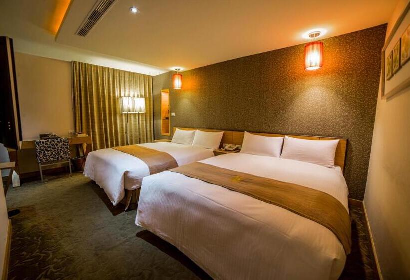 Семейный Номер, Byeyer Hotel Hualien
