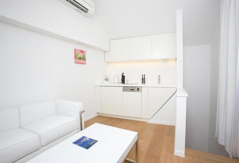 Номер Дюплекс, Divota Apartment