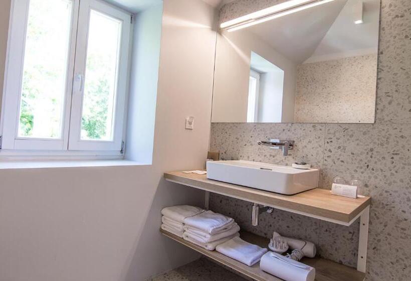 Номер Deluxe с Балконом, Divota Apartment