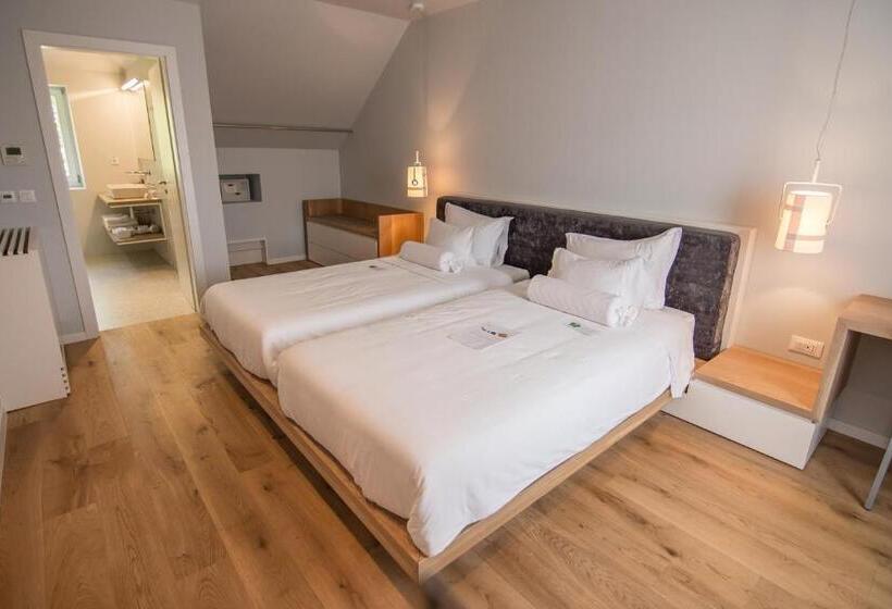 Номер Deluxe с Балконом, Divota Apartment