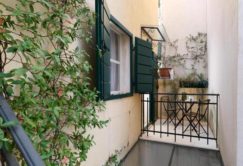 Номер Basic с Балконом, Divota Apartment