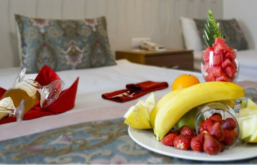 اتاق لوکس با چشم‌انداز دریا, Side Crown Serenity All Inclusive